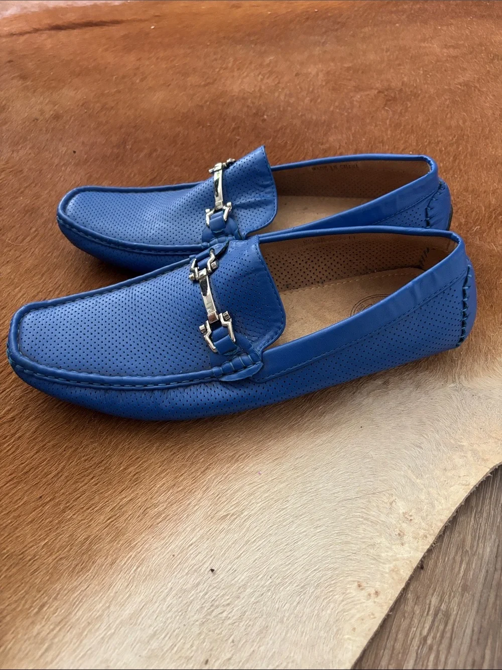 Men's leather loafers
